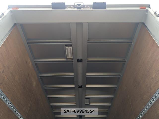 Isuzu FORWARD 2019-06 7500643-9