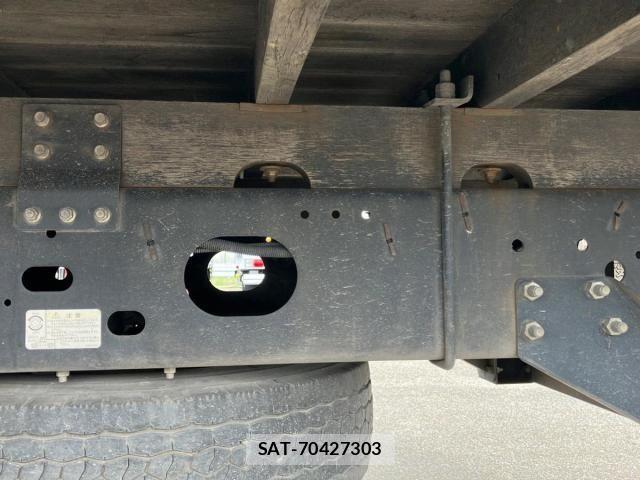 Isuzu FORWARD 2017-01 7508703-13