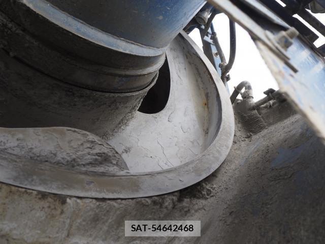 Isuzu FORWARD 2015-05 7500646-26