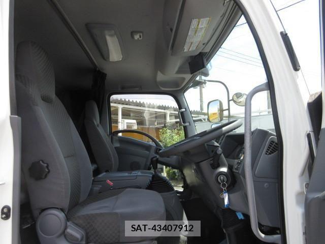 Isuzu FORWARD 2021-12 7500642-13