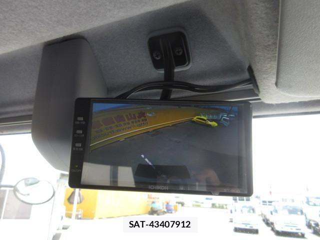 Isuzu FORWARD 2021-12 7500642-18