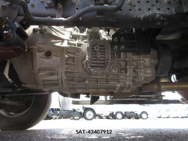 Isuzu FORWARD 2021-12 7500642-27