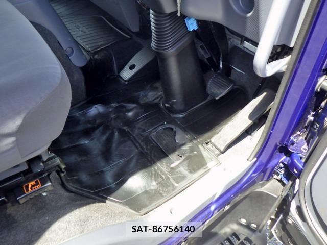 Isuzu FORWARD 2018-10 7508704-20