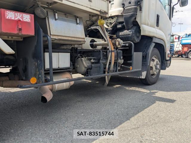 Isuzu FORWARD 2012-04 7500656-16