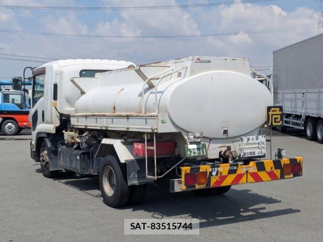 Isuzu FORWARD 2012-04 7500656-2
