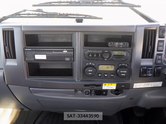 Isuzu FORWARD 2020-08 7500640-11
