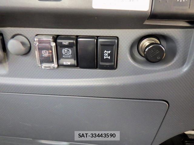 Isuzu FORWARD 2020-08 7500640-15