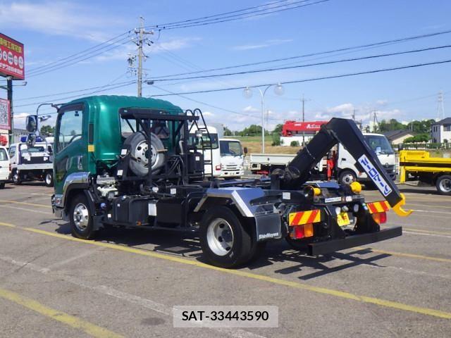 Isuzu FORWARD 2020-08 7500640-5