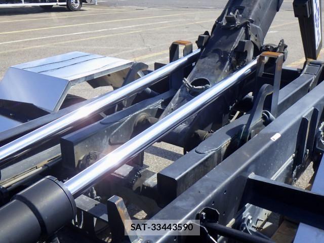 Isuzu FORWARD 2020-08 7500640-6
