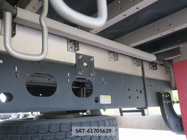 Isuzu FORWARD 2020-03 7562145-10