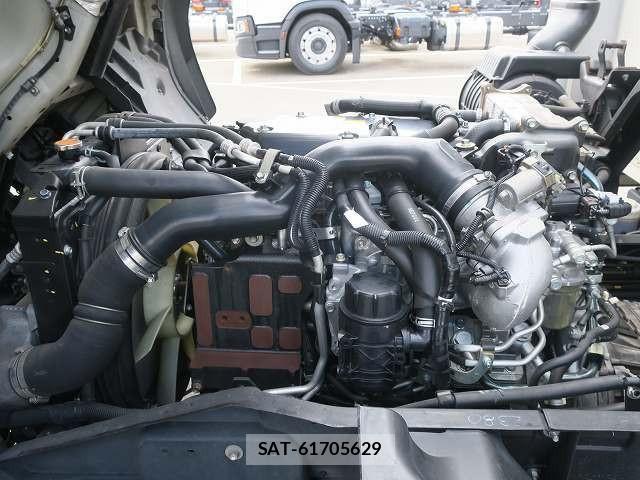 Isuzu FORWARD 2020-03 7562145-11