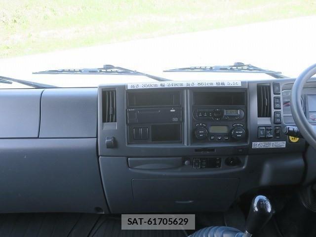 Isuzu FORWARD 2020-03 7562145-14