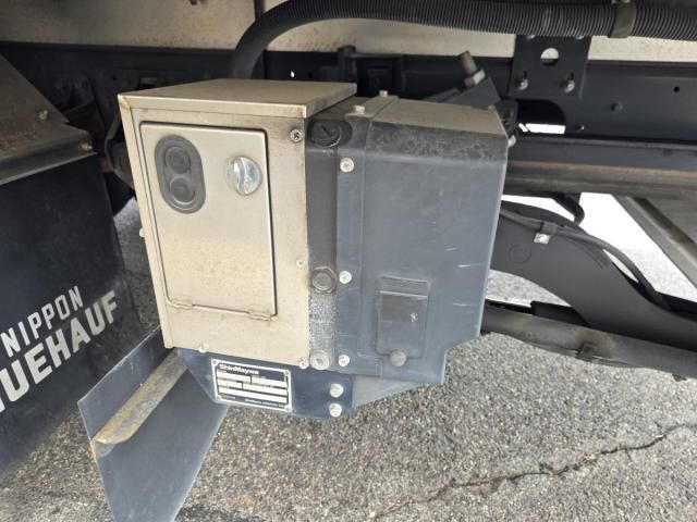 Isuzu FORWARD 2019-07 7606865-11
