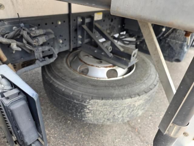 Isuzu FORWARD 2019-07 7606865-15