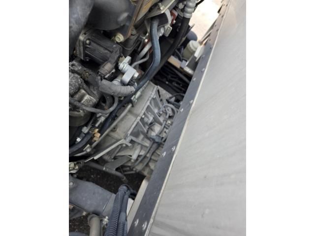 Isuzu FORWARD 2019-07 7606865-18