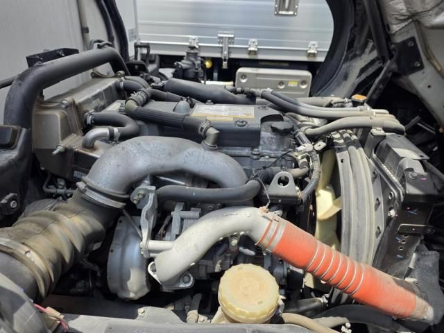 Isuzu FORWARD 2019-07 7606865-22