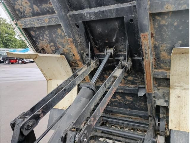 Isuzu FORWARD 2017-03 7606878-10
