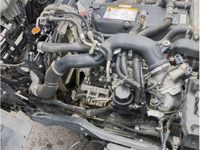 Isuzu FORWARD 2017-03 7606878-14