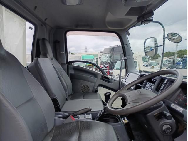 Isuzu FORWARD 2017-03 7606878-21