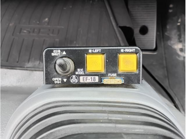 Isuzu FORWARD 2017-03 7606878-27