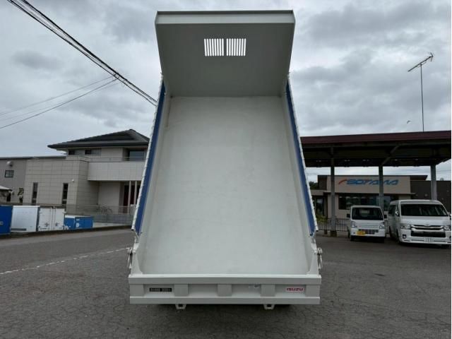 Isuzu FORWARD 2025-04 7606863-7