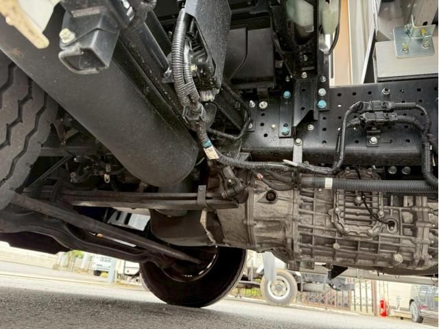 Isuzu FORWARD 2025-09 7606862-21