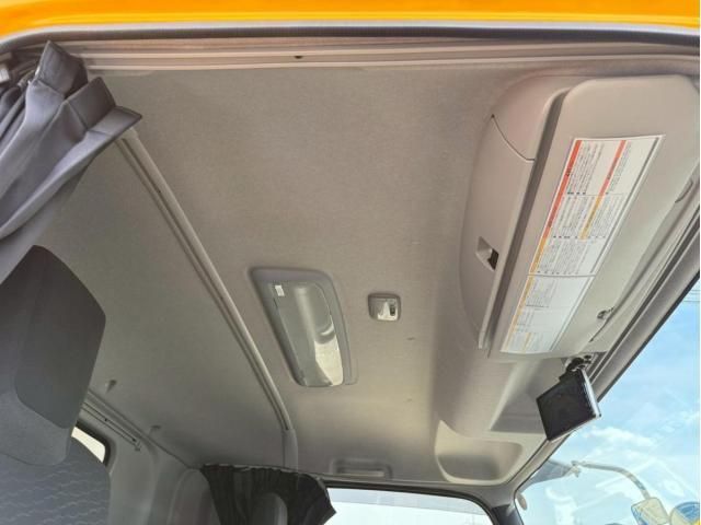 Isuzu FORWARD 2025-09 7606862-24