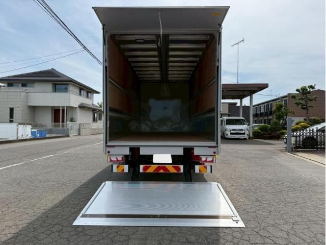 Isuzu FORWARD 2025-09 7606862-4