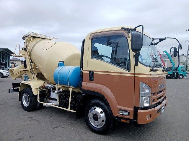 Isuzu FORWARD 2014-03 7606870-2