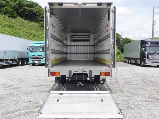 Isuzu FORWARD 2016-06 7606884-16