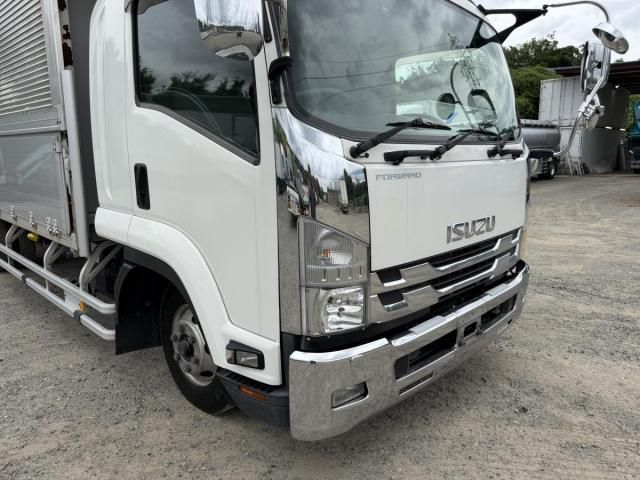 Isuzu FORWARD 2015-03 7606889-10