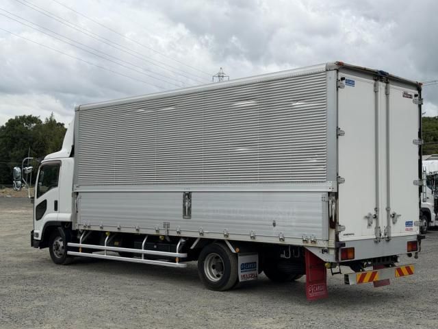 Isuzu FORWARD 2015-03 7606889-3