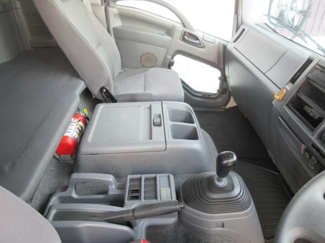 Isuzu FORWARD 2017-06 7606877-19