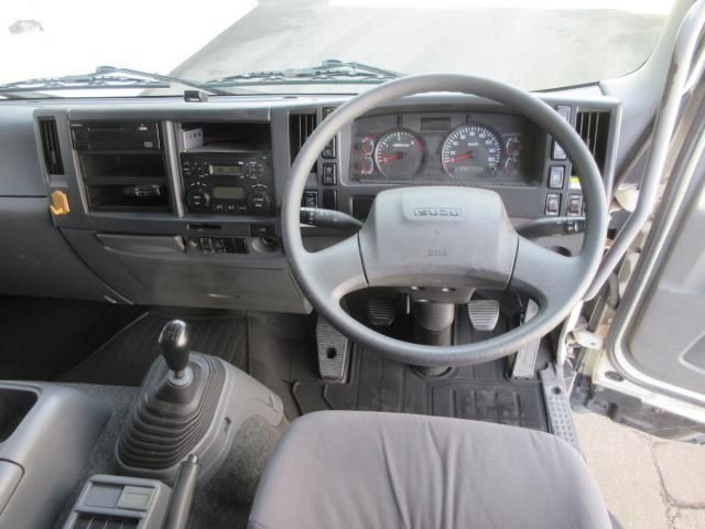 Isuzu FORWARD 2017-06 7606877-21