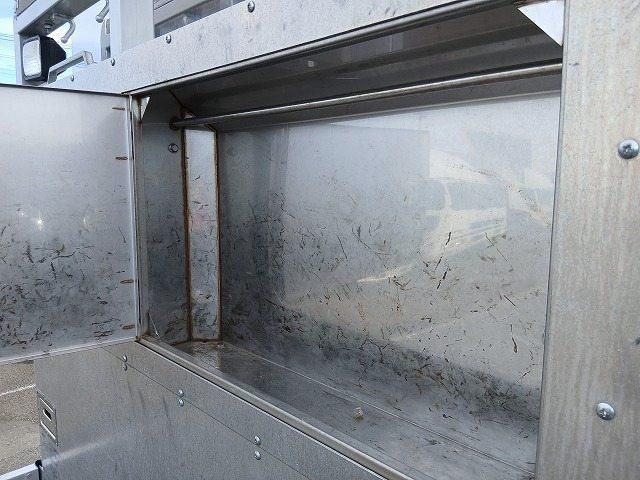 Isuzu FORWARD 2019-09 7606880-11