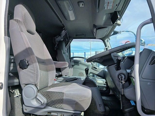 Isuzu FORWARD 2019-09 7606880-13