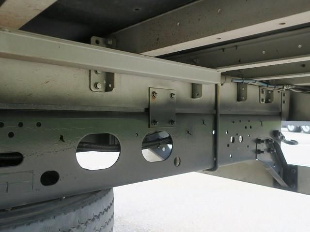 Isuzu FORWARD 2013-04 7606883-15