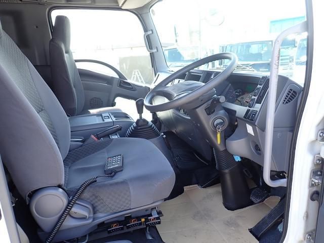 Isuzu FORWARD 2016-09 7606879-13