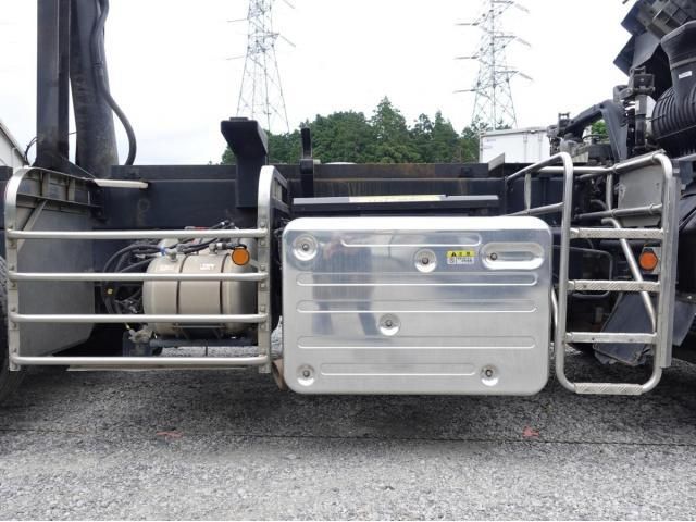 Isuzu FORWARD 2020-07 7710268-10