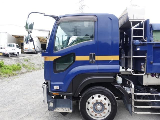 Isuzu FORWARD 2020-07 7710268-7