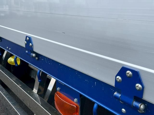 Isuzu FORWARD 2021-03 7710249-13
