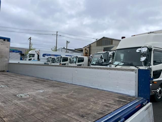 Isuzu FORWARD 2021-03 7710249-18