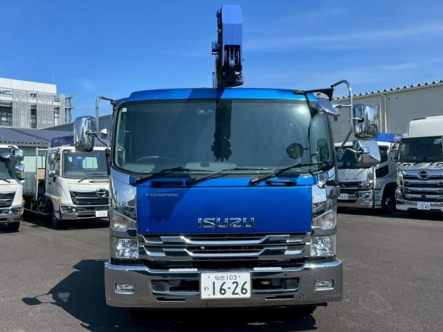 Isuzu FORWARD 2021-03 7710249-1