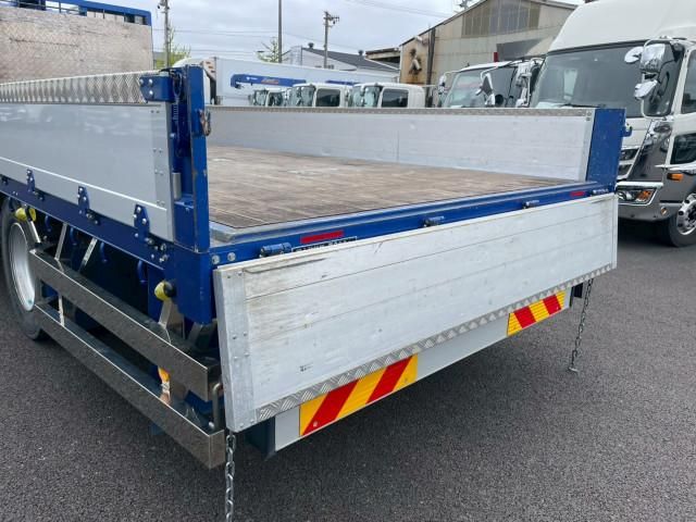 Isuzu FORWARD 2021-03 7710249-19