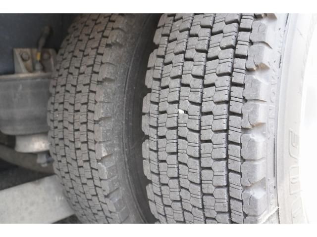 Isuzu FORWARD 2020-04 7710256-10