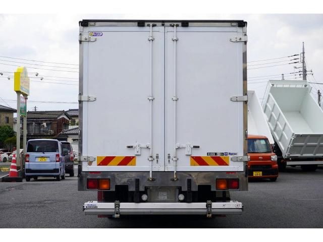 Isuzu FORWARD 2020-04 7710256-3