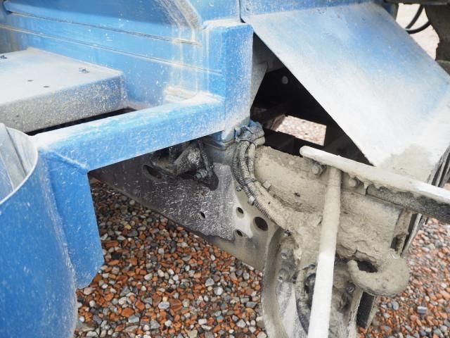 Isuzu FORWARD 2015-05 7710279-26