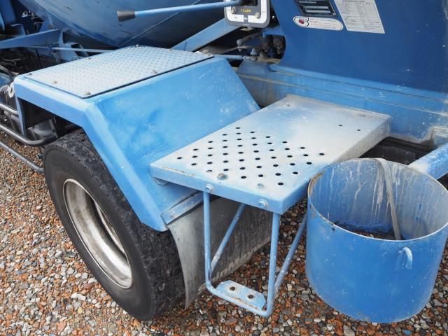 Isuzu FORWARD 2015-05 7710279-27