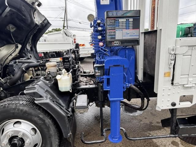 Isuzu FORWARD 2010-09 7710294-19