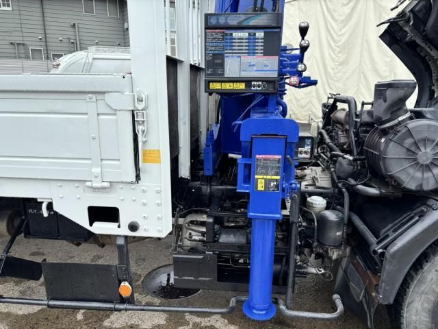 Isuzu FORWARD 2010-09 7710294-24